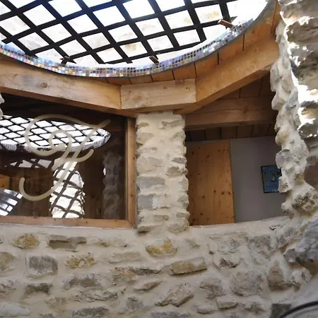 Holiday home La Parenthese Saint-Sauveur-de-Cruzieres