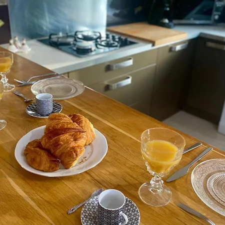 Holiday home La Parenthese Saint-Sauveur-de-Cruzieres